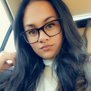 Meet your Posher, Sivale